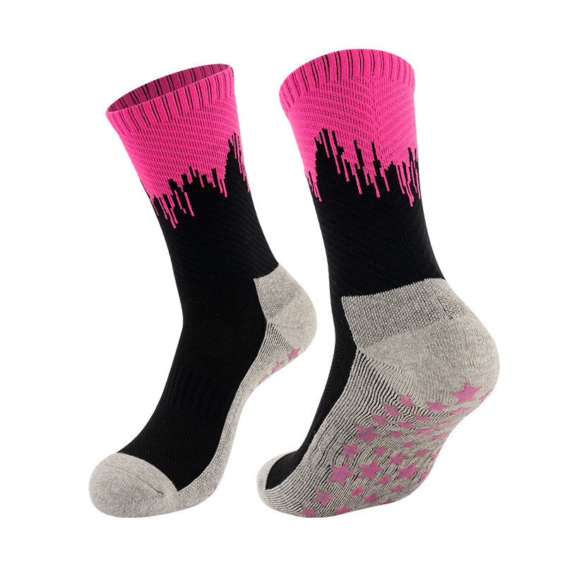 Product descriptions: moisture-wicking running socks